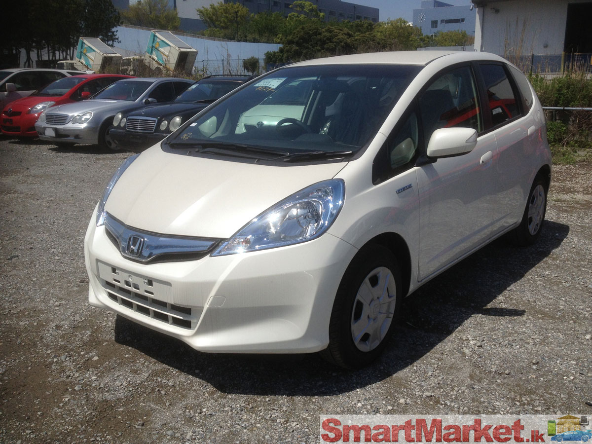 Brand NEW HONDA FIT Hybrid