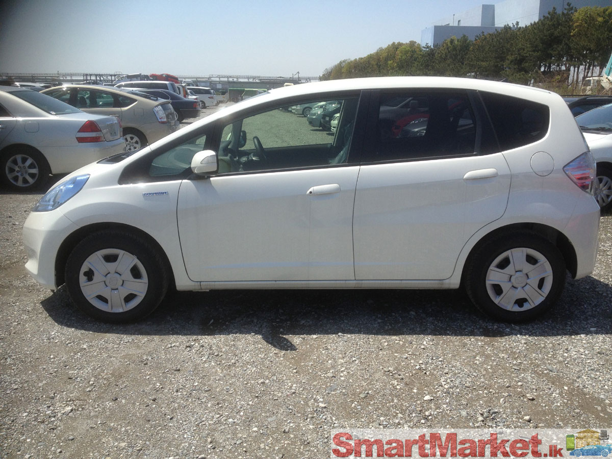 Brand NEW HONDA FIT Hybrid