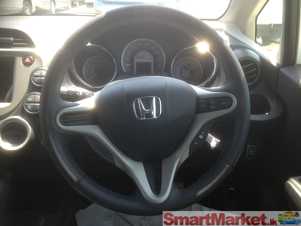 Brand NEW HONDA FIT Hybrid