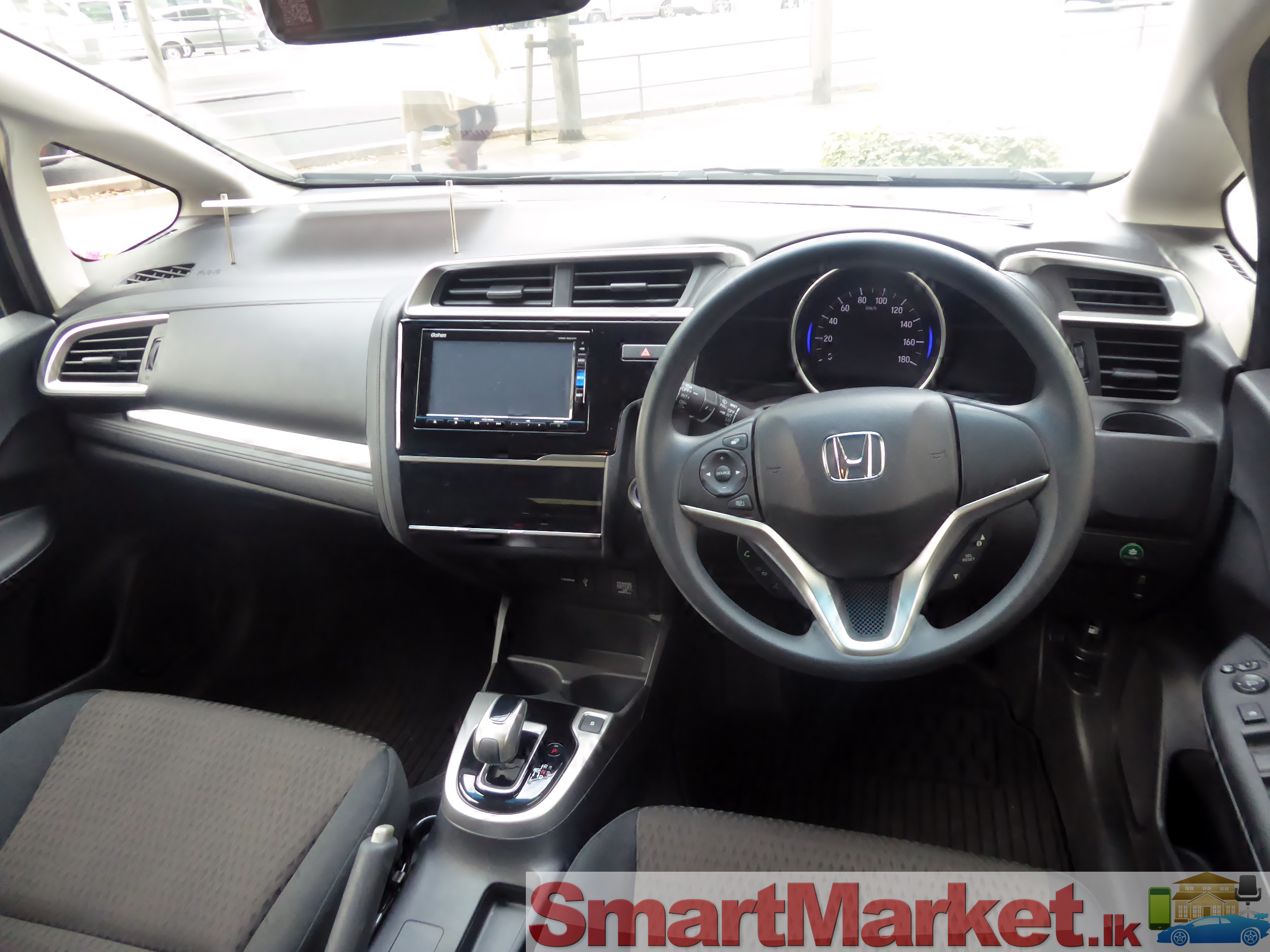 RENT A HONDA FIT GP 5